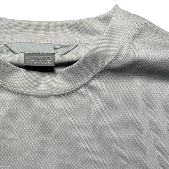 Nike Vintage Y2K 00’s Silver Tag 2XL 100% Nylon Grey White Long Sleeve - Picture 4 of 8